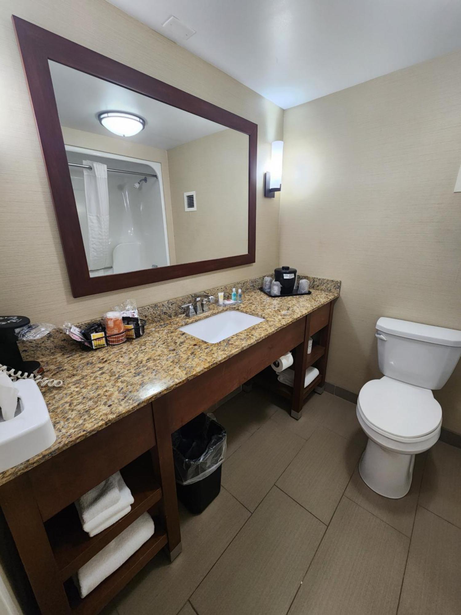 Comfort Inn & Suites Piqua-Near Troy-I75 Luaran gambar